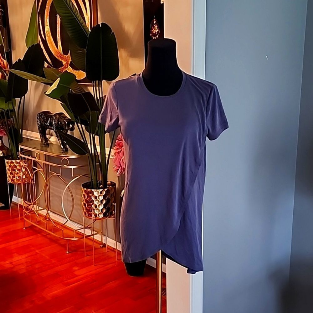 Bcbgmaxazria draped top sz small
